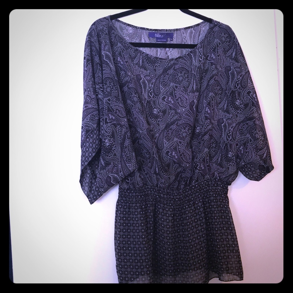 Beautiful wide sleeve top with waist gather